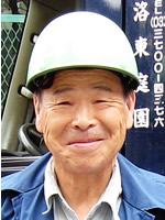 社長　出村忠勝