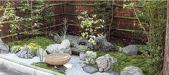 庭師のお手入れ